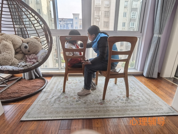 对儿童进行心理劝导_副本.jpg